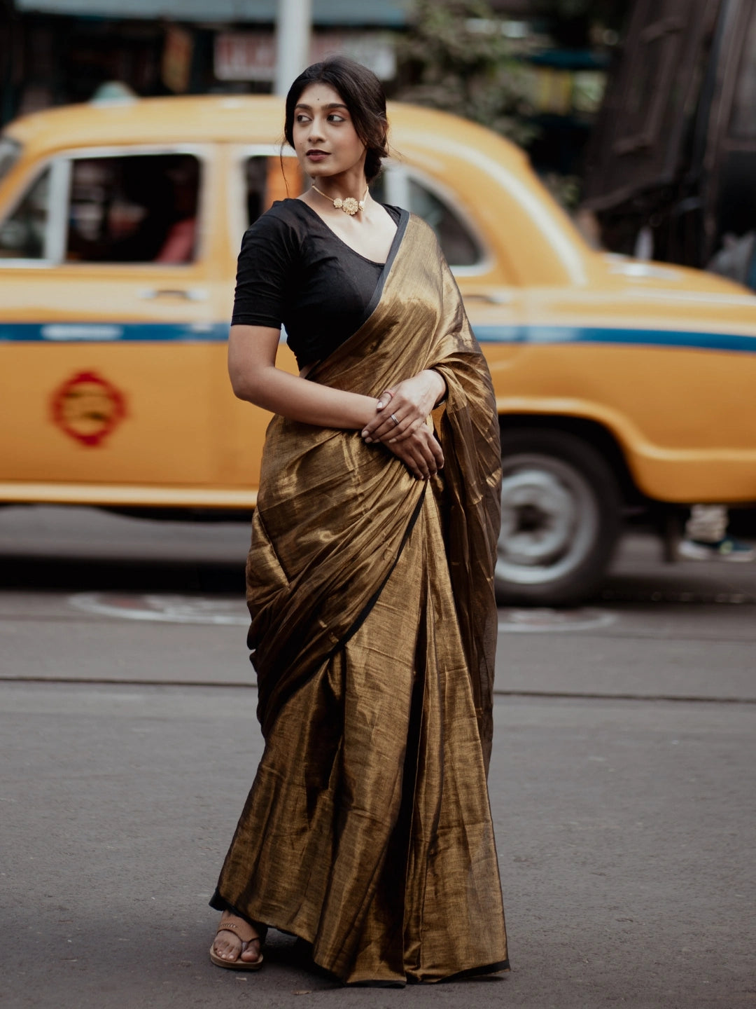 Swarnika | Gold Handloom Tissue Saree
