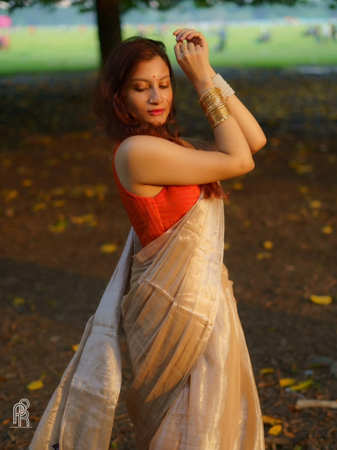 Creamy Glow | Ivory Handloom Tissue Saree.