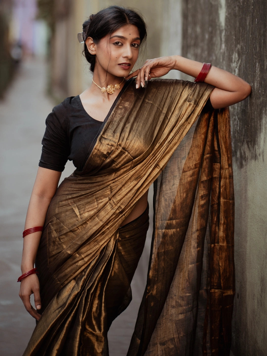 Swarnika | Gold Handloom Tissue Saree