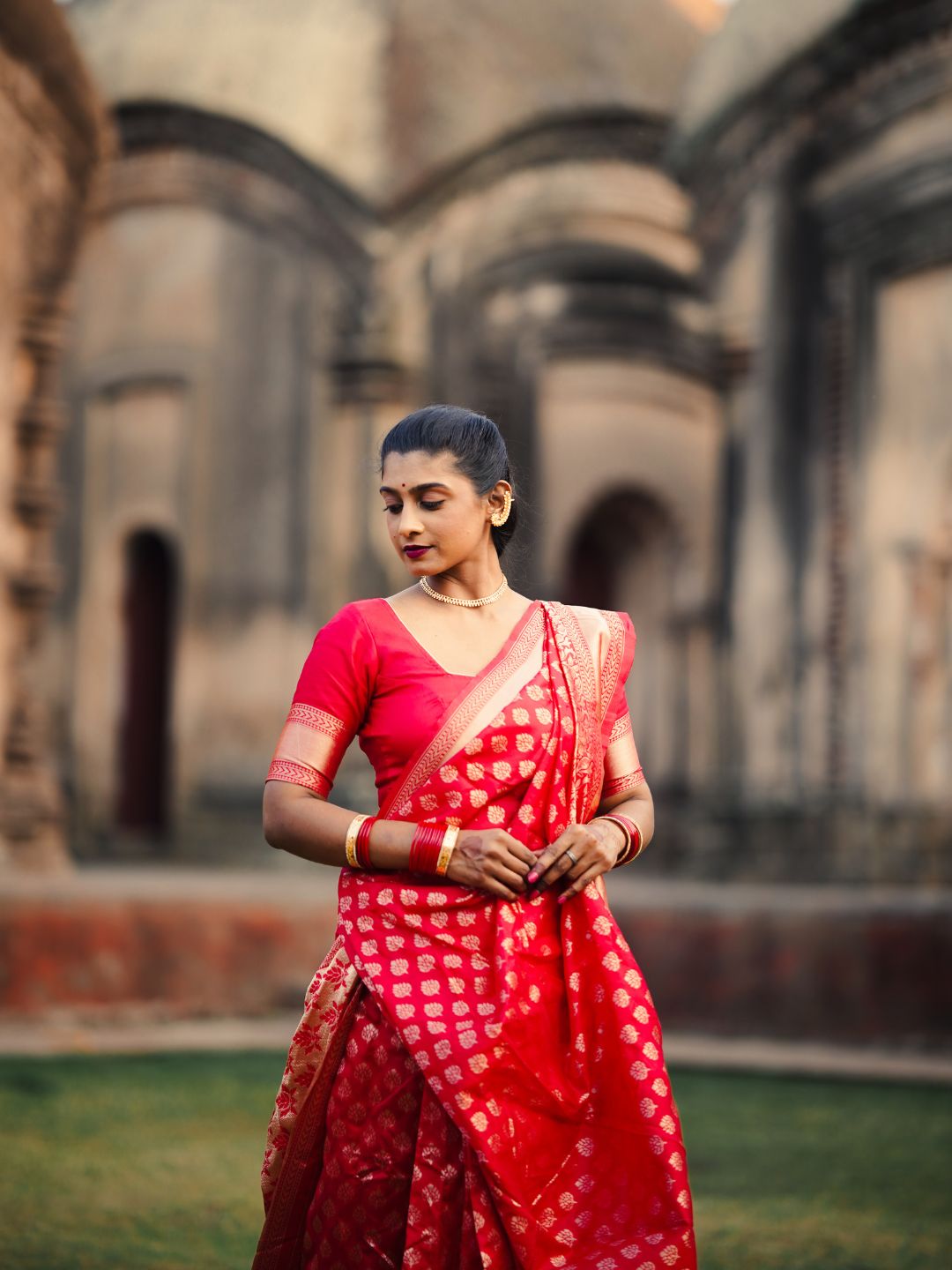 Laal Shringar | Red Handloom Banarsi Saree