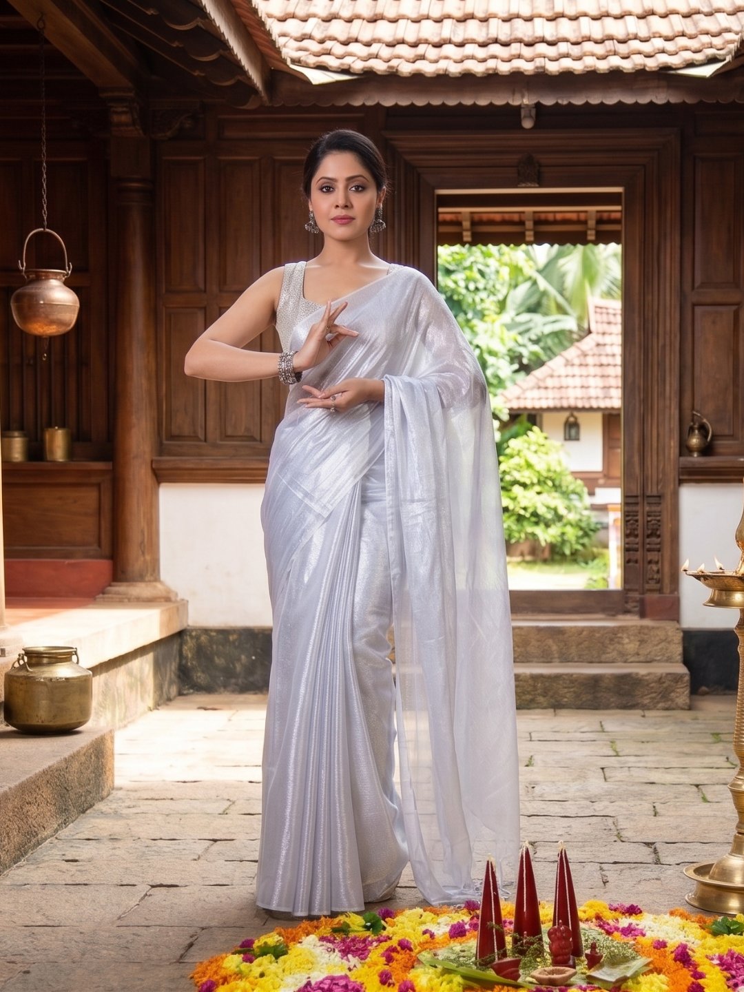 Onam Chandrika | White Handloom Tissue Saree