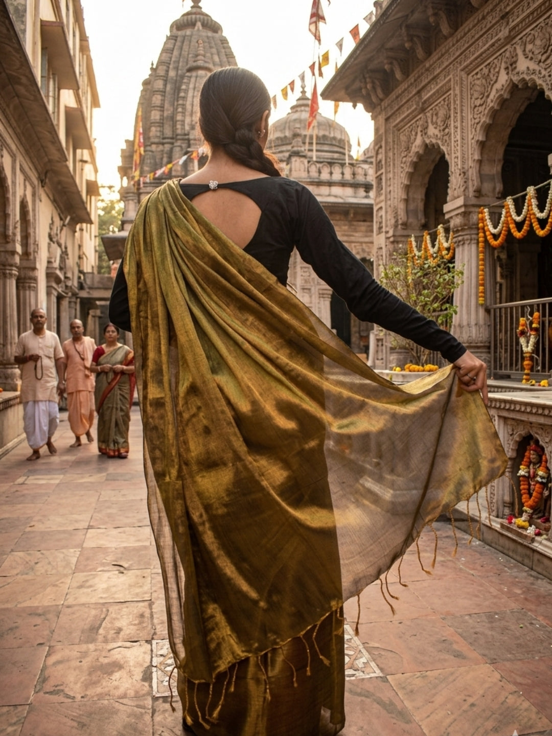 Swarnika Gold Handloom Tissue Saree for Women with Black Border | Lightweight Shimmer Partywear Saree with Blouse Piece | Festive Wedding Traditional Saree
