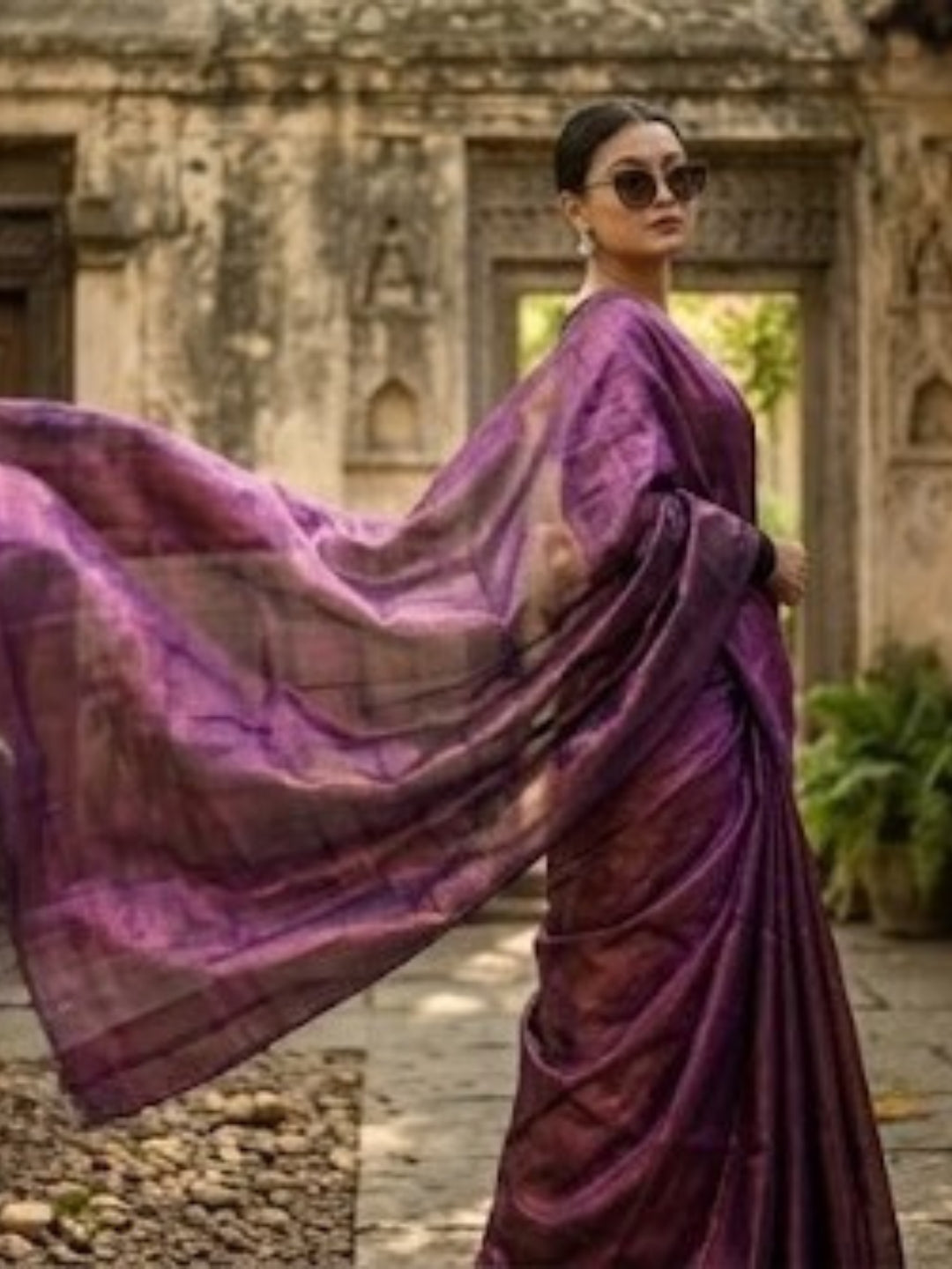 Aakar Purple Dusk Handloom Tissue Saree for Women | Lightweight Shimmer Purple Saree with Unstitched Blouse Piece | Festive Wedding Partywear Saree