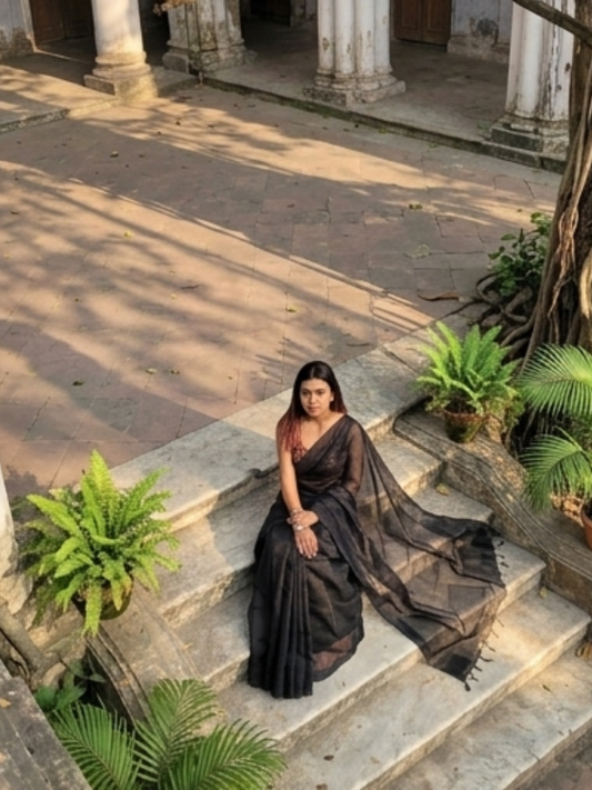 Aakar Black Handloom Tissue Saree for Women | Lightweight Shimmer Partywear Saree with Unstitched Blouse Piece | Elegant Festive Wedding Saree