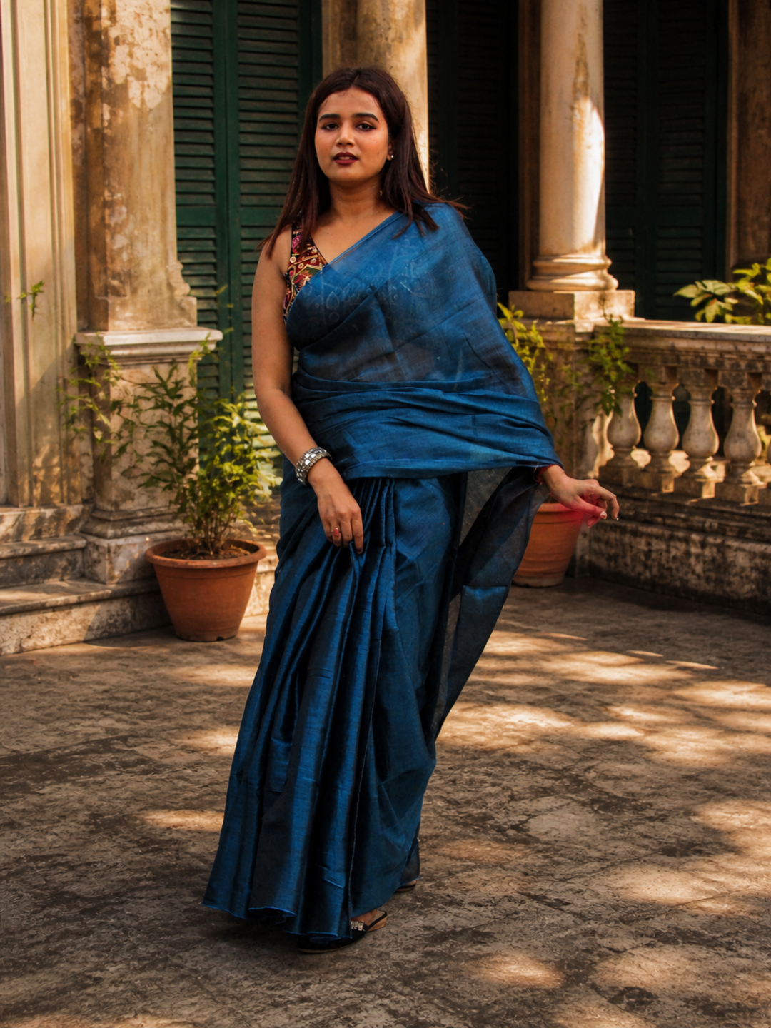 Aakar Turquoise Fleur | Turquoise Blue Handloom Tissue saree