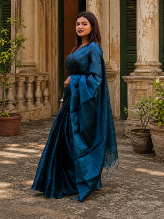 Aakar Turquoise Fleur | Turquoise Blue Handloom Tissue saree