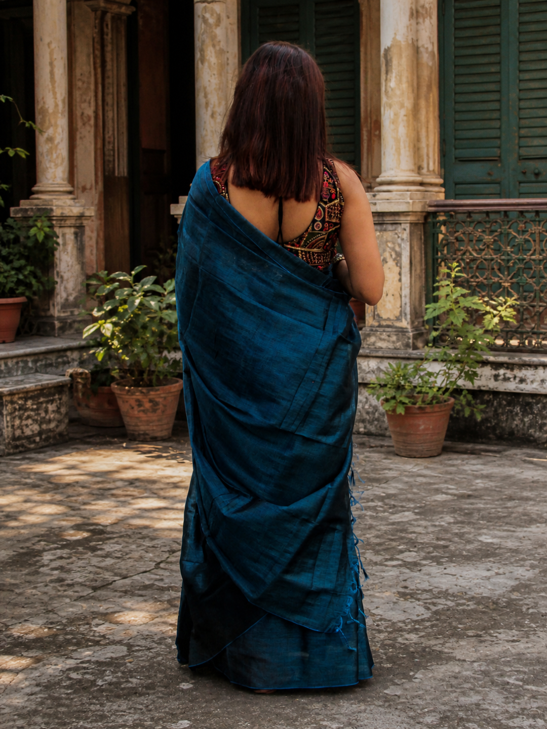 Aakar Turquoise Fleur | Turquoise Blue Handloom Tissue saree