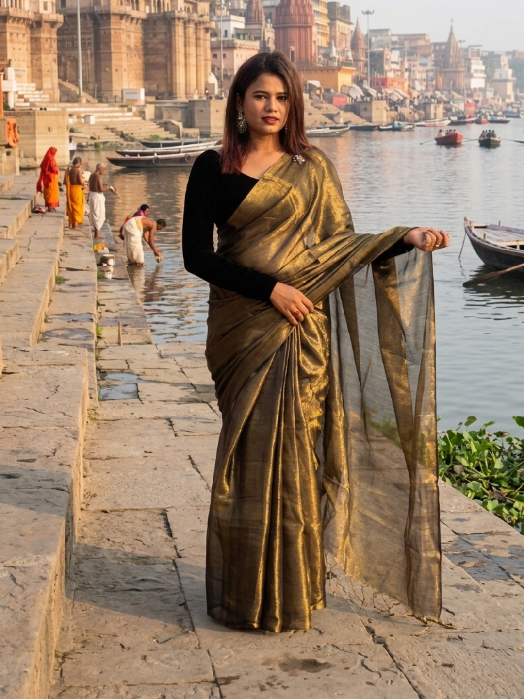 Aakar Swarnika | Gold Handloom Tissue Saree