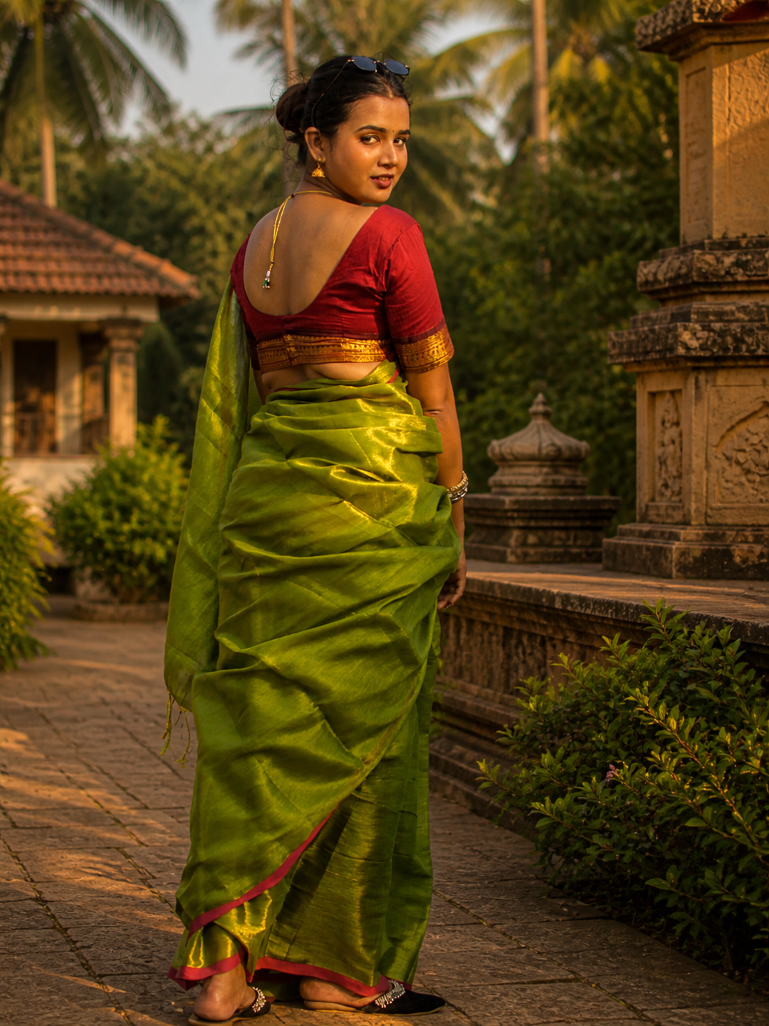 Aakar Virana | Green Handloom Tissue Saree