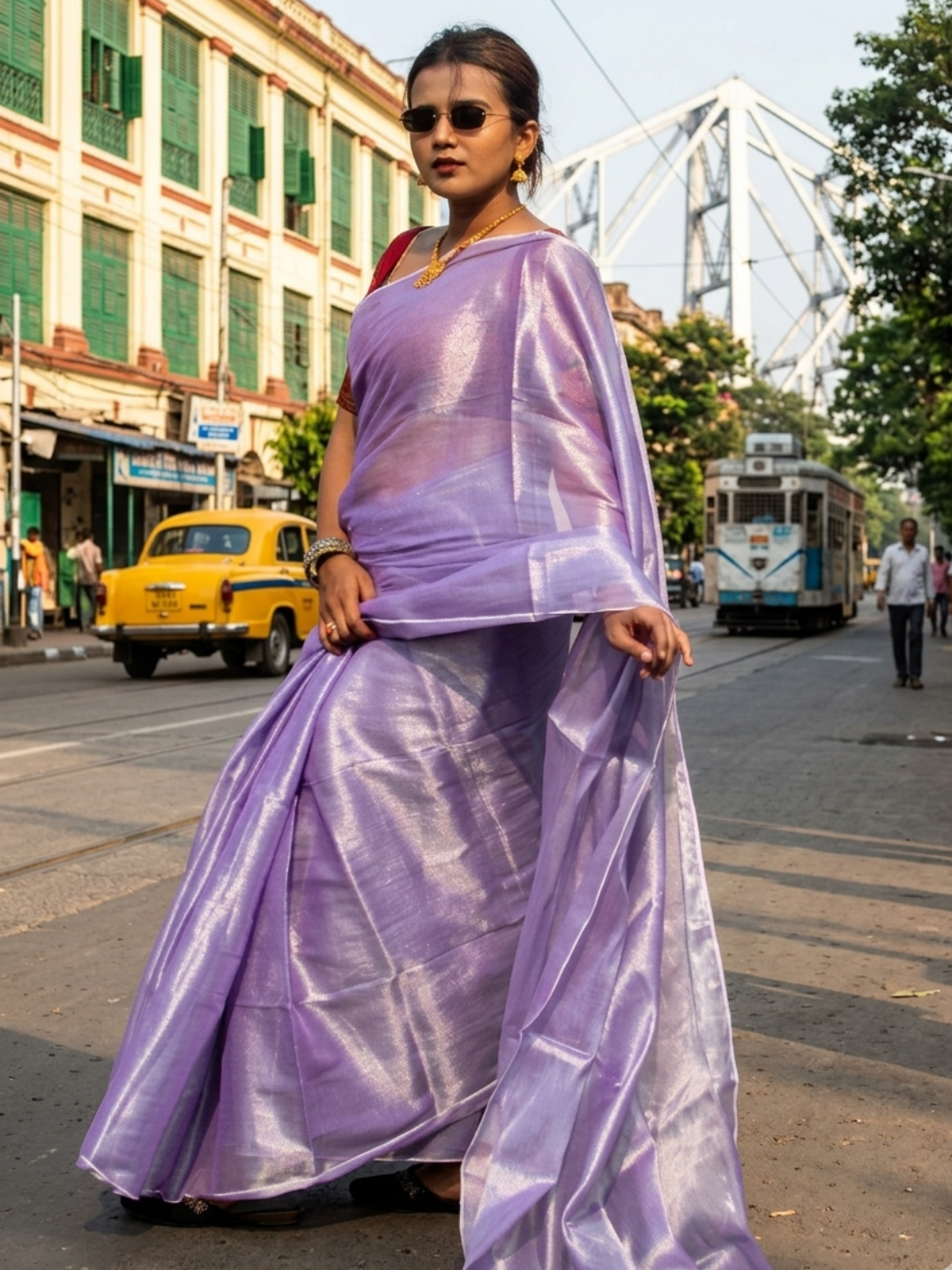 Aakar Jheel Kamal | Lavender Handloom Tissue Saree
