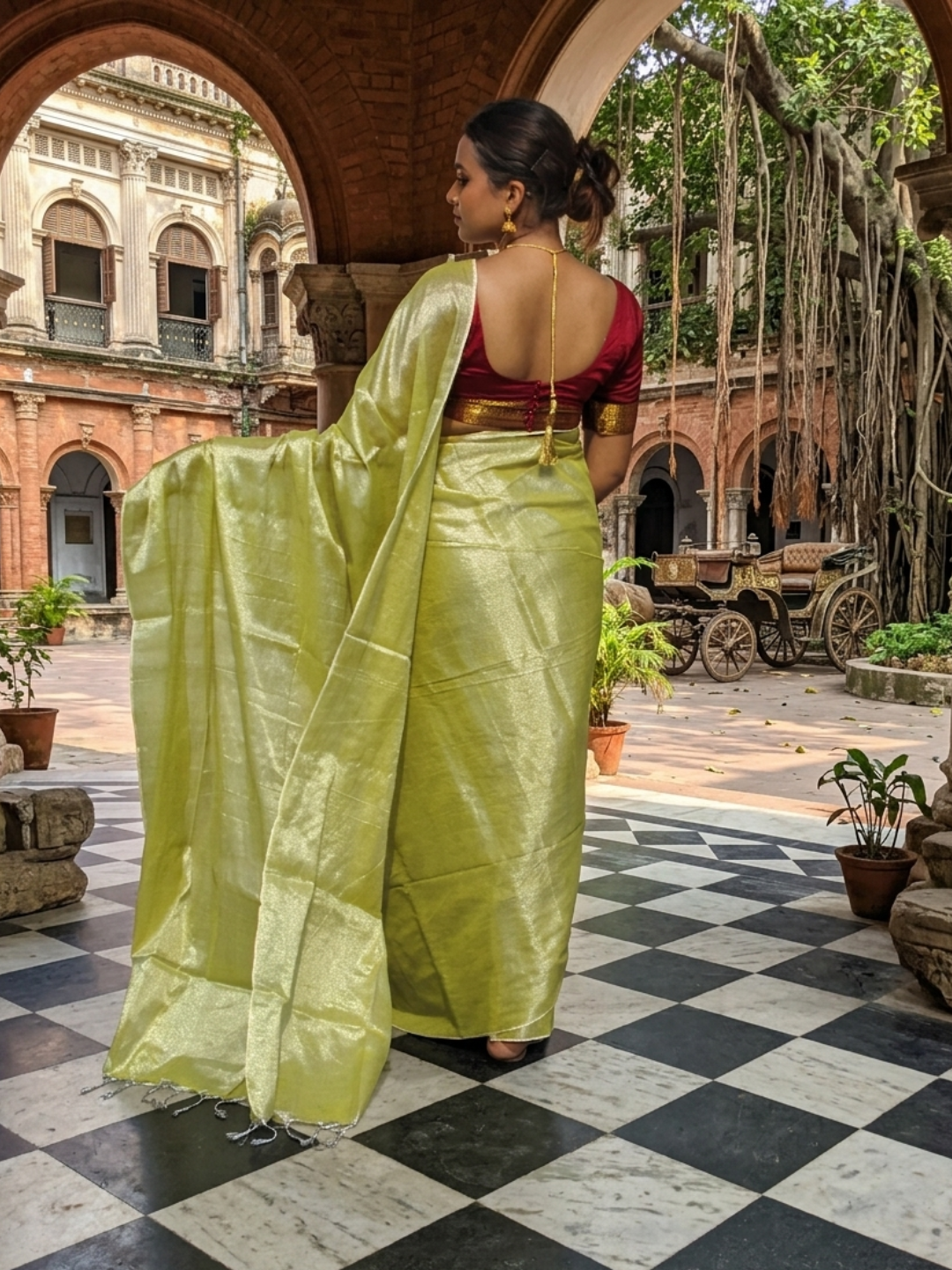 Aakar Citrine Breeze | Lime Yellow Handloom Tissue saree