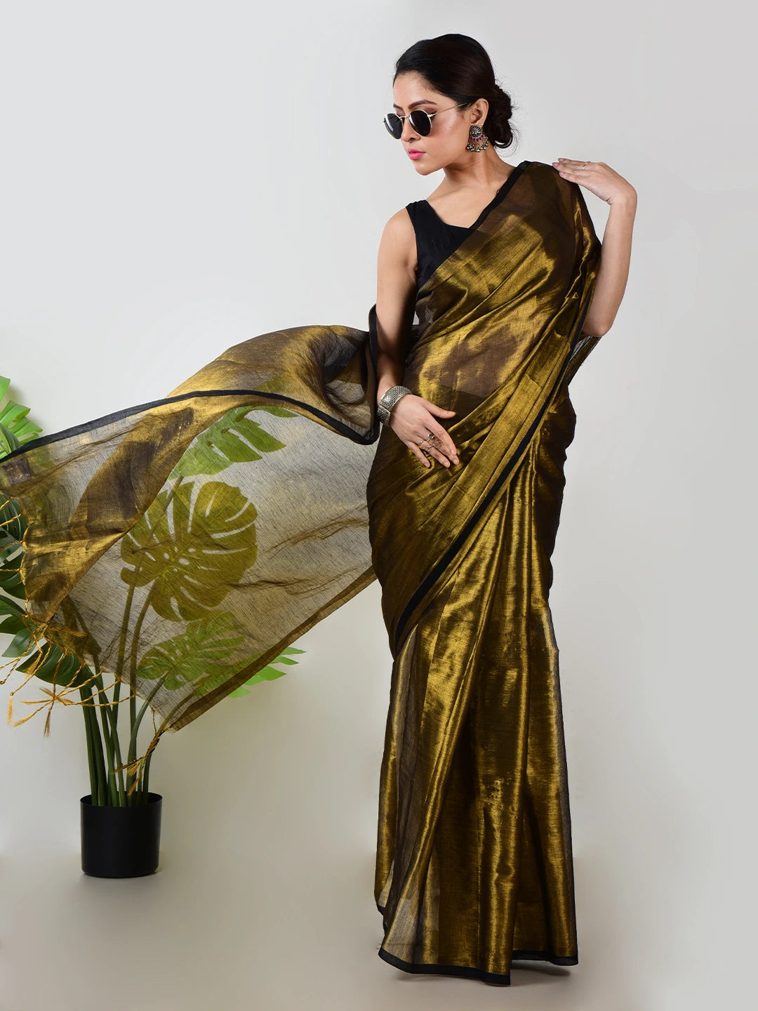 Swarnika | Gold Handloom Tissue Saree