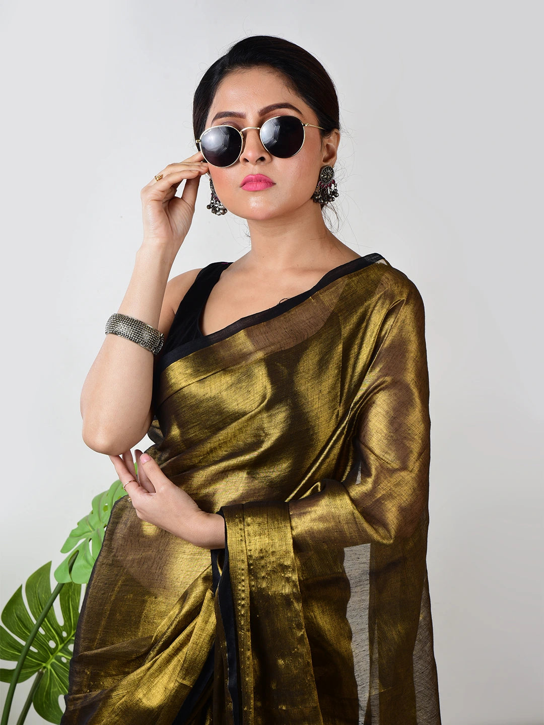 Swarnika | Gold Handloom Tissue Saree