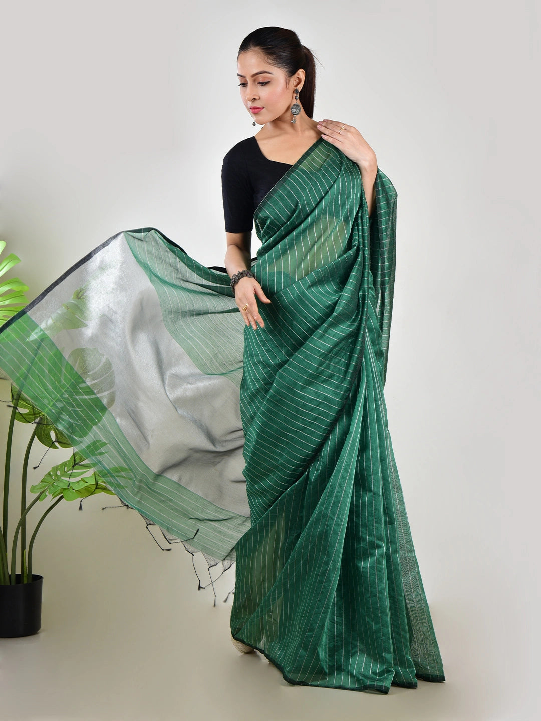 Mint Whisper | Turquoise Green Handloom Linen Saree