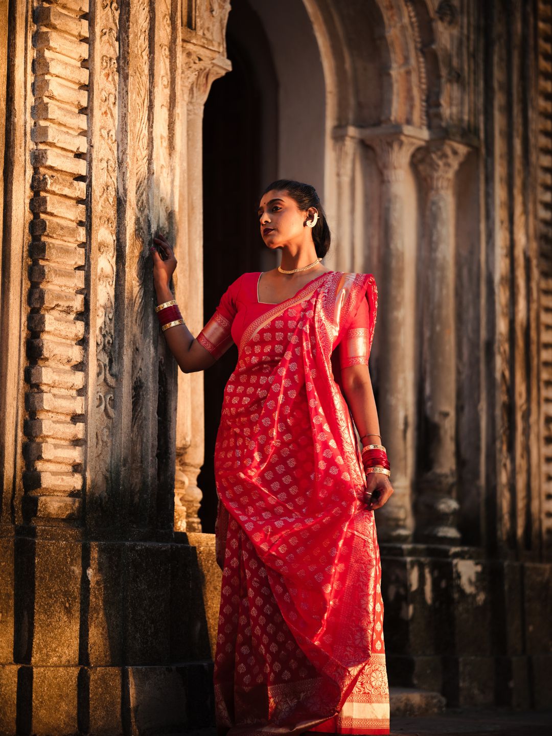Laal Shringar | Red Handloom Banarsi Saree