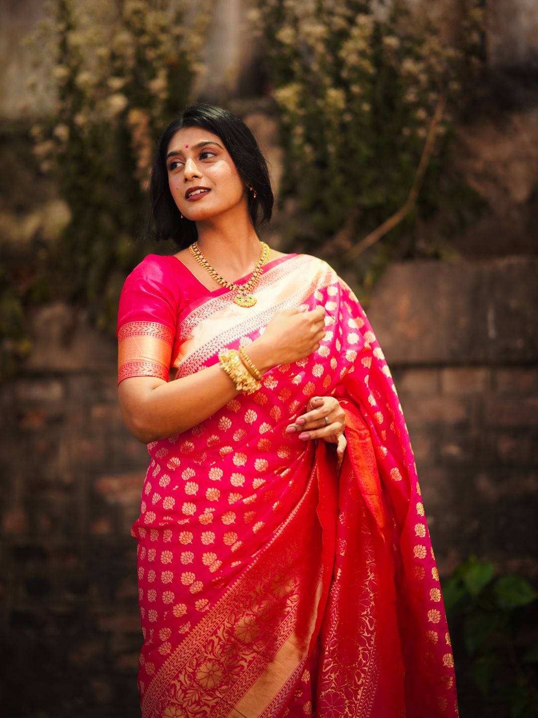 Gulabi Angan | Pink Handloom Banarsi Saree
