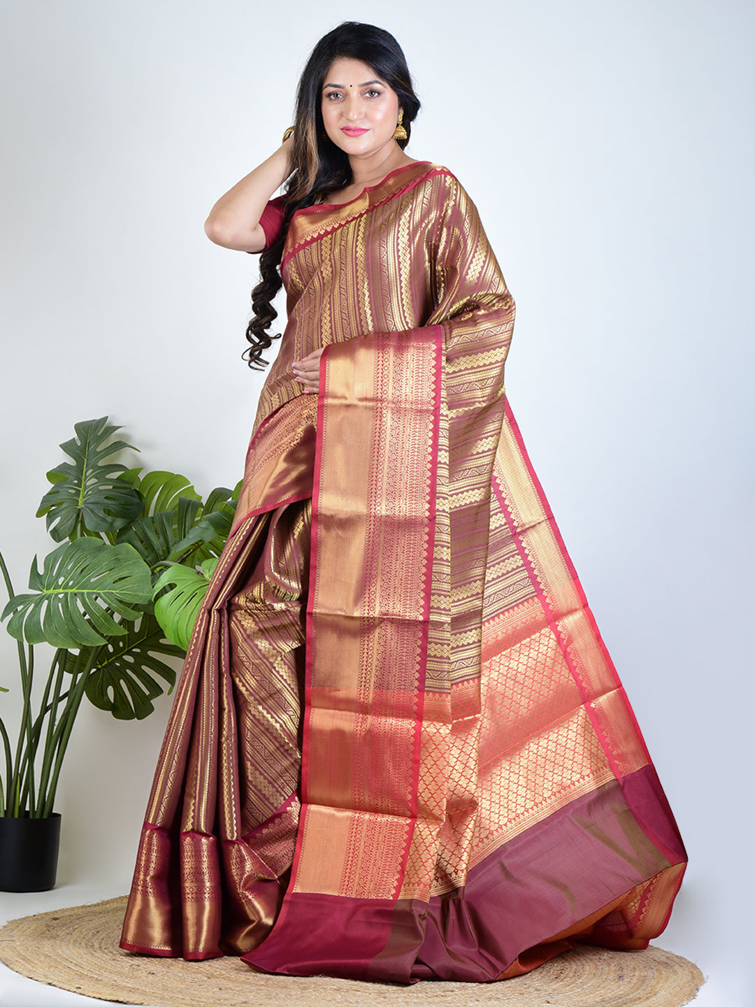 Maroon Majesty | Gold & Maroon Banarasi Tissue Saree