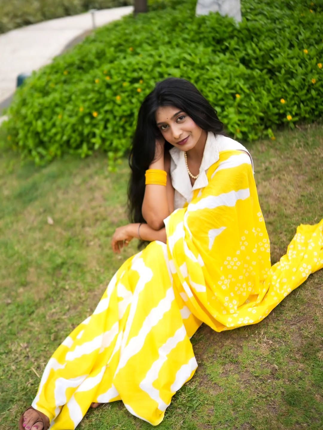 Sunehri Dhaara| Yellow Handloom Cotton Saree