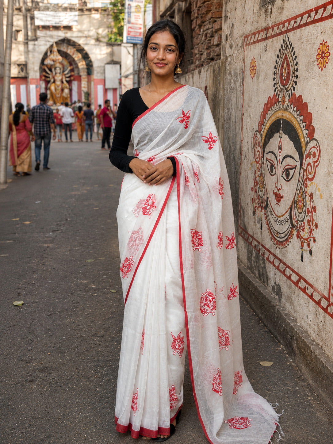 Aakar Durga Drishti | White Handloom Festive Saree